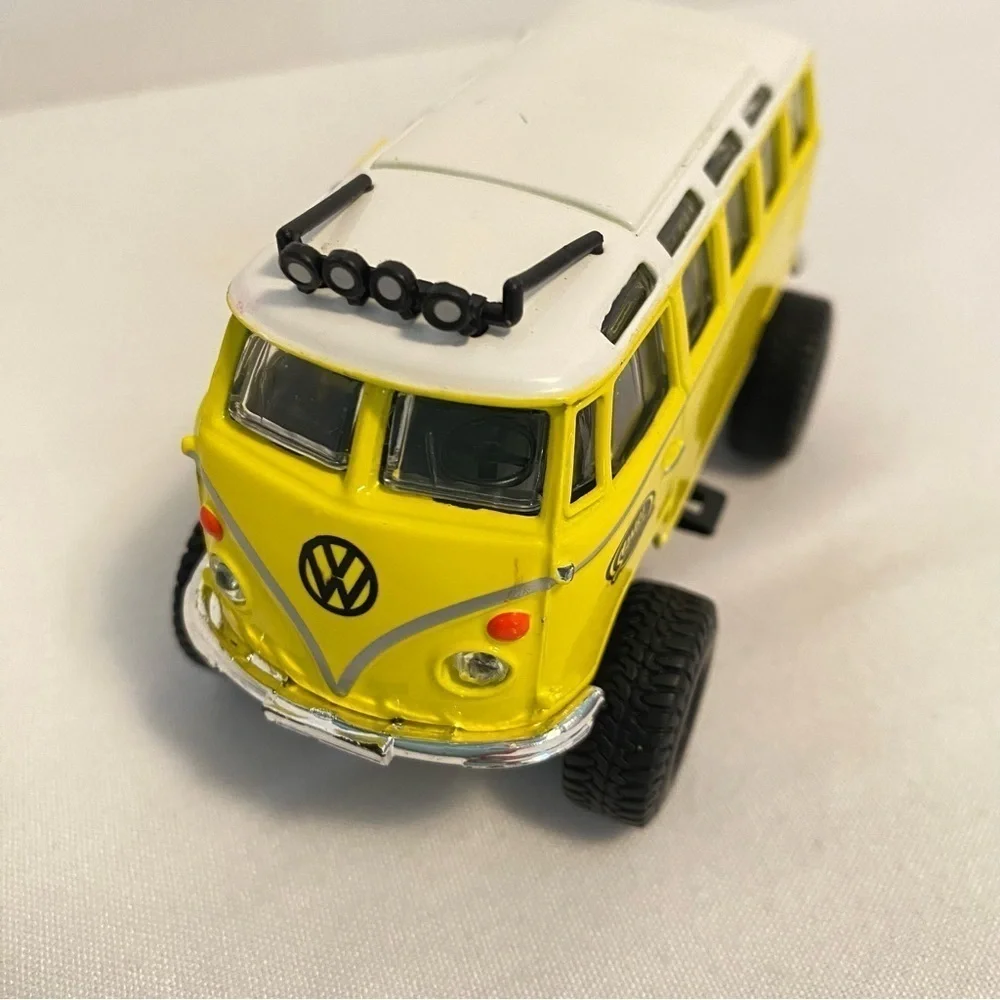 Maisto Volkswagen Van/ Jeep Wrangler/ Chevrolet Colorado/ Ford 4X4 Die-Cast Cars